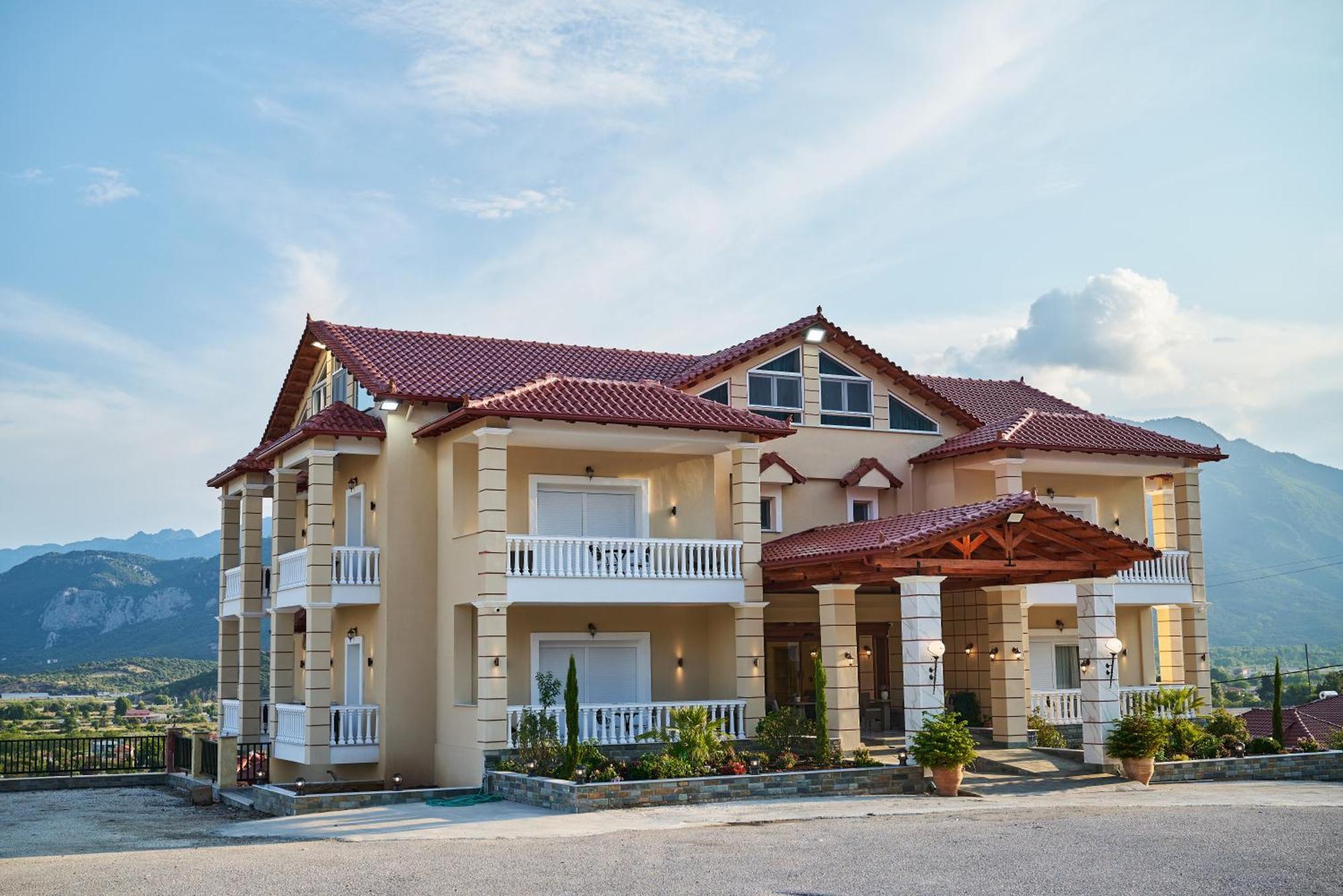 Famissi Suites 2 Kalambaka Exterior photo
